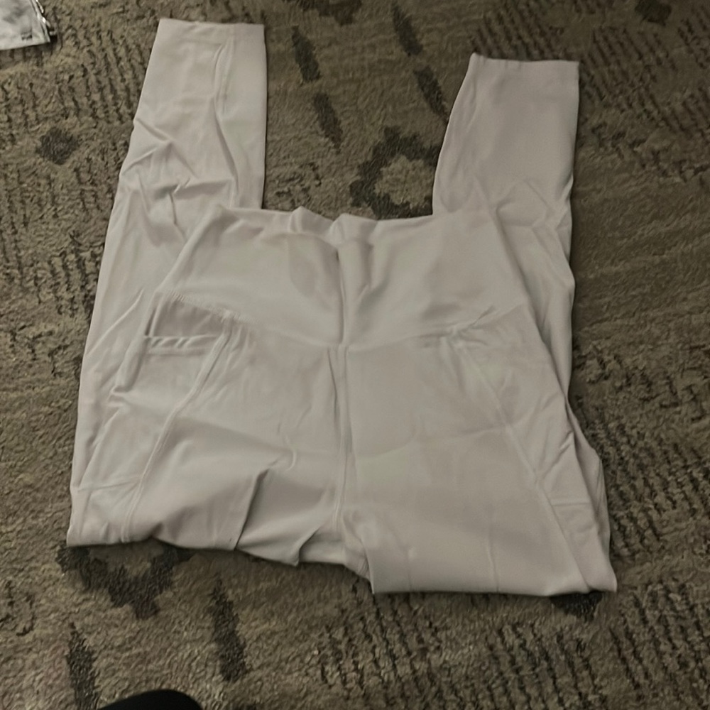 Leggings with pockets